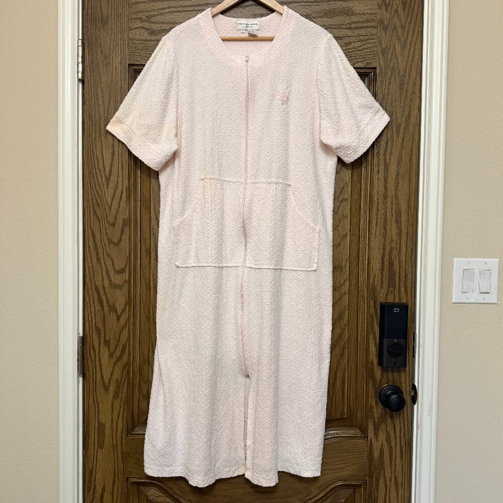 Miss Elaine Short Sleeve Full Zip Robe with Pockets